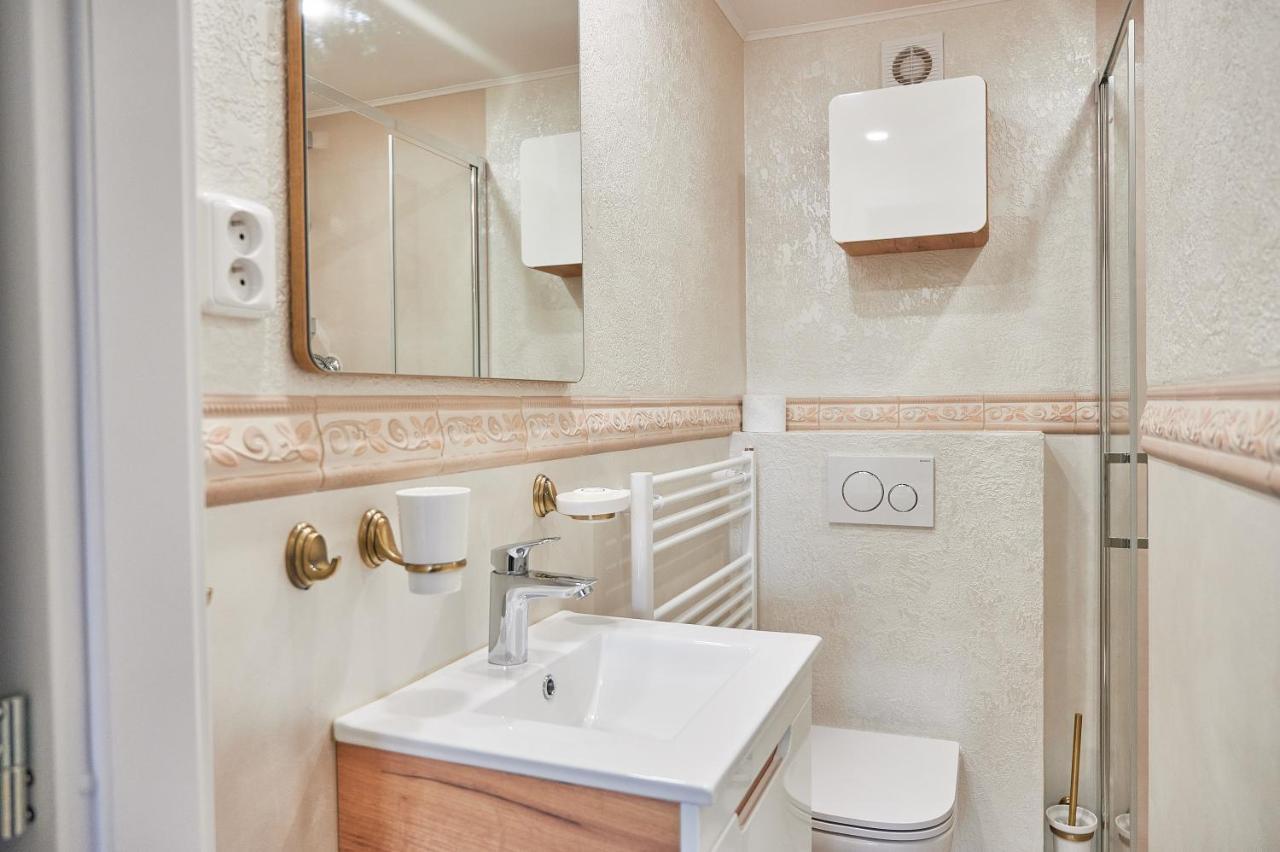 "Na Skale " Apartment In Center, Free Parking Bojnice Bagian luar foto
